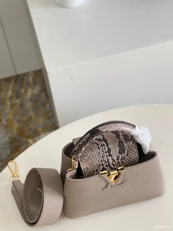 WIS MINI VUITTON LOUIS CAPUCINES 0705